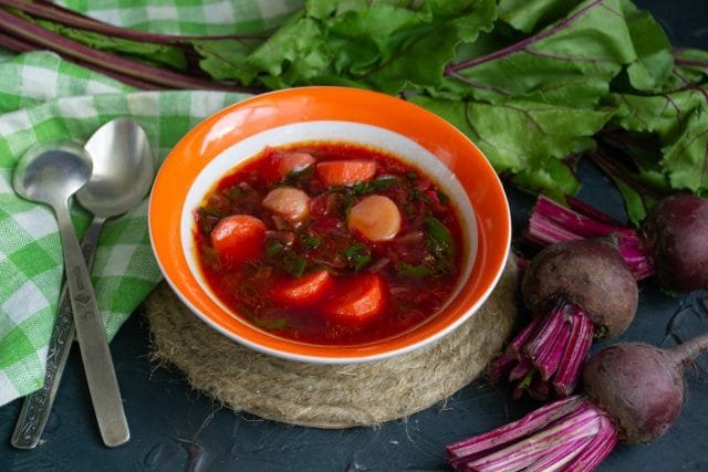 Borsch zonder kool is lekker en eenvoudig. Stap -By -stap Recept met foto