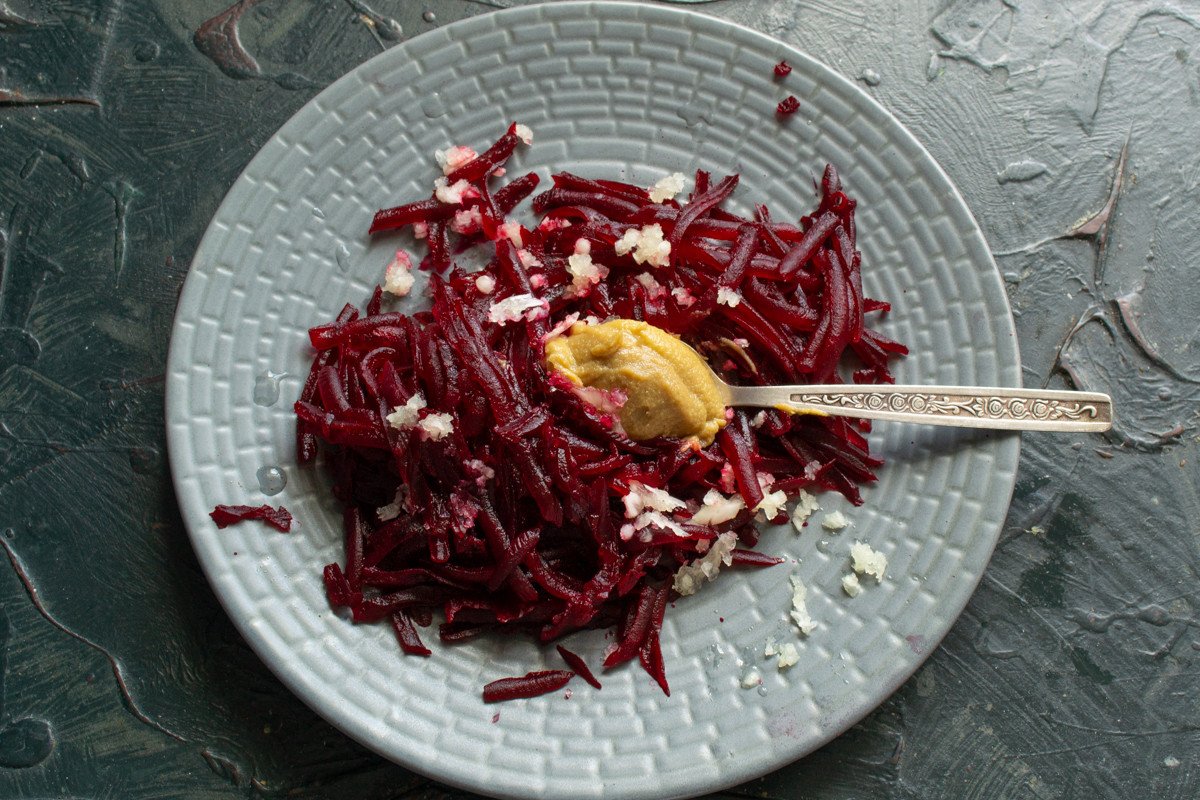 Borsch met kool, bieten en mosterd. Stap -By -stap Recept met foto