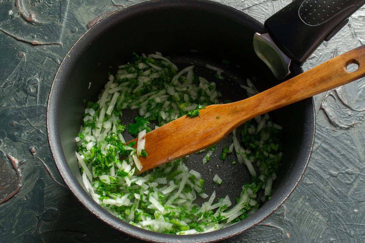 Borsch met kool, bieten en mosterd. Stap -By -stap Recept met foto