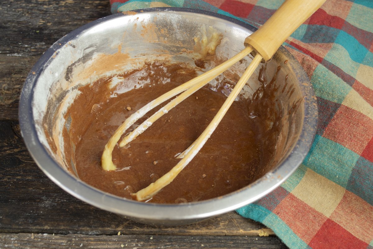 Brownie met een banaan en bittere chocolade is een eenvoudig dessert. Stap -By -stap Recept met foto