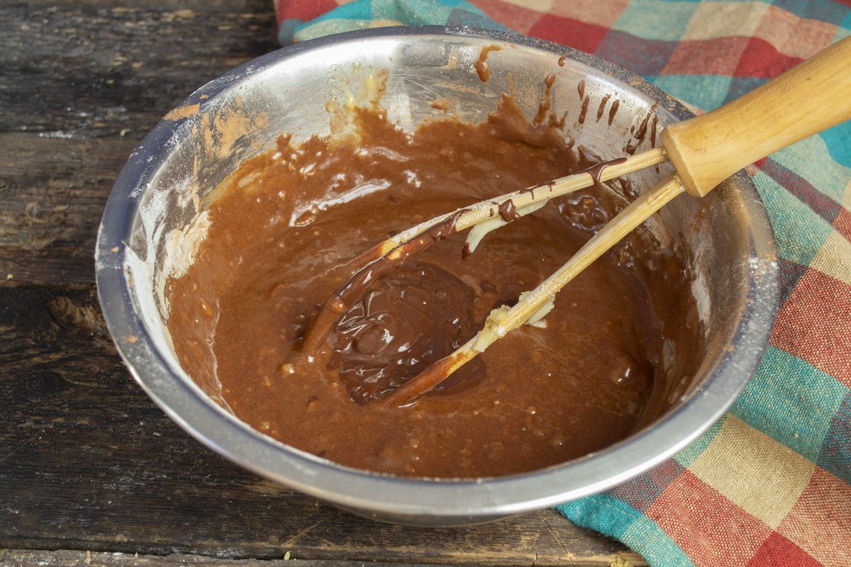 Brownie met een banaan en bittere chocolade is een eenvoudig dessert. Stap -By -stap Recept met foto