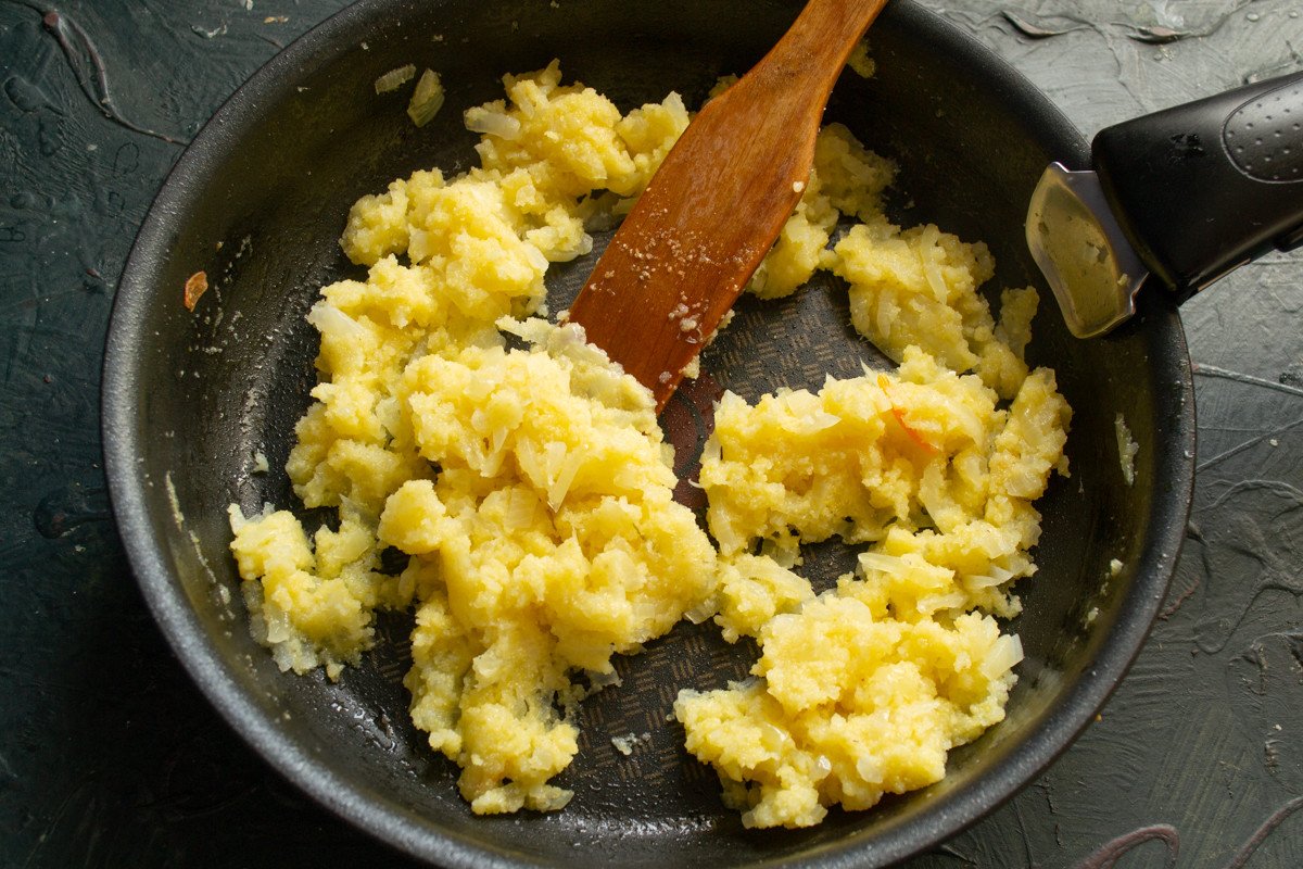 Brouss -bouillon met lokken en halve bundels - budget en smakelijk. Stap -By -stap Recept met foto