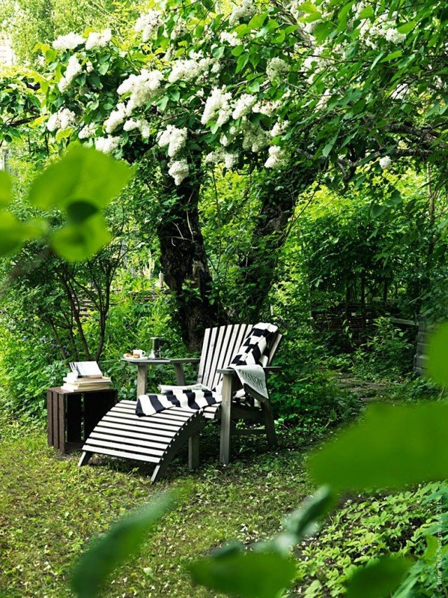 25 ideeën voor het regelen van gezellige hoeken om te ontspannen in de tuin. Foto