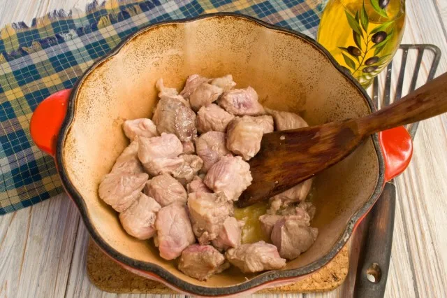 Azu in Tatar met zoute komkommers en aardappelen. Stap -By -stap Recept met foto, Kaleyard Azu in Tatar met zoute komkommers en aardappelen. Stap -By -stap Recept met foto