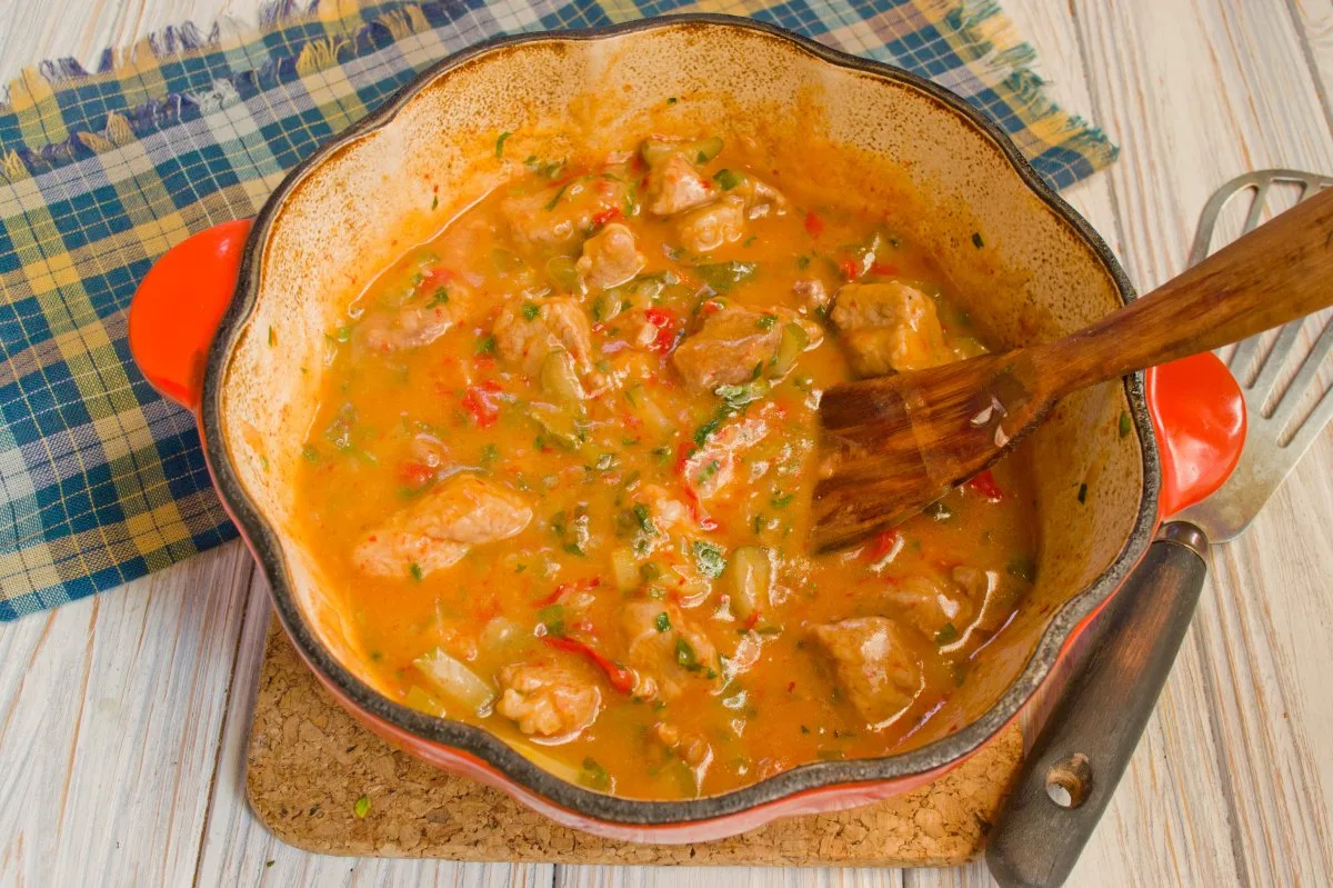 Azu in Tatar met zoute komkommers en aardappelen. Stap -By -stap Recept met foto, Kaleyard Azu in Tatar met zoute komkommers en aardappelen. Stap -By -stap Recept met foto