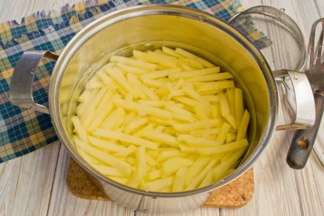 Azu in Tatar met zoute komkommers en aardappelen. Stap -By -stap Recept met foto, Kaleyard Azu in Tatar met zoute komkommers en aardappelen. Stap -By -stap Recept met foto