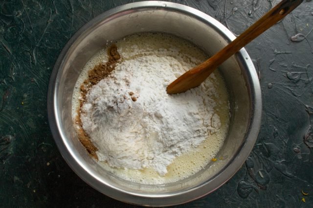 Bananenbrood in de broodmachine. Stap -By -stap Recept met foto