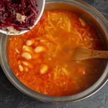 Lean Borsch met bonen en champignons