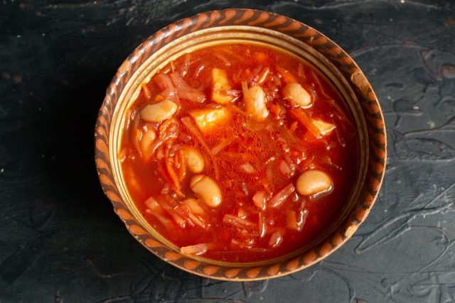 Lean Borsch met bonen en champignons