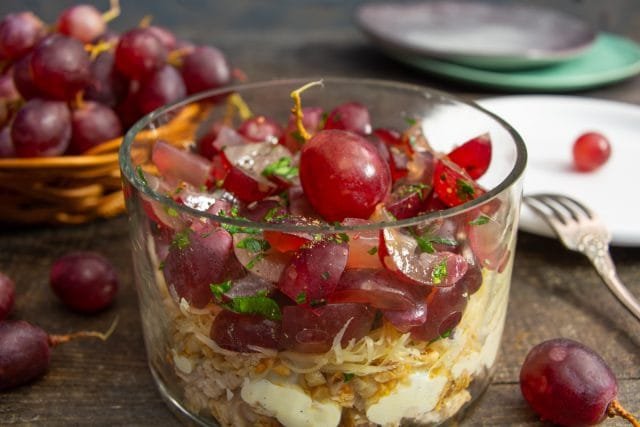 Salade met kipfilet en druiven