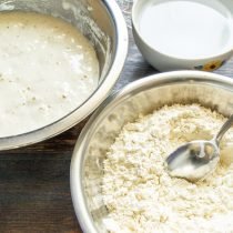 Districtsbrood op een zuurdesem in de oven