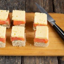 Canapes met een Scurry voor een feestelijke buffettafel