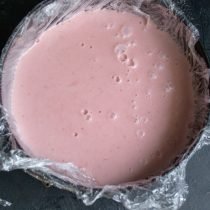 Strawberry Cake zonder koekjes en zure room te bakken